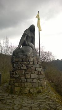 Loreley Skulptur am Rhein